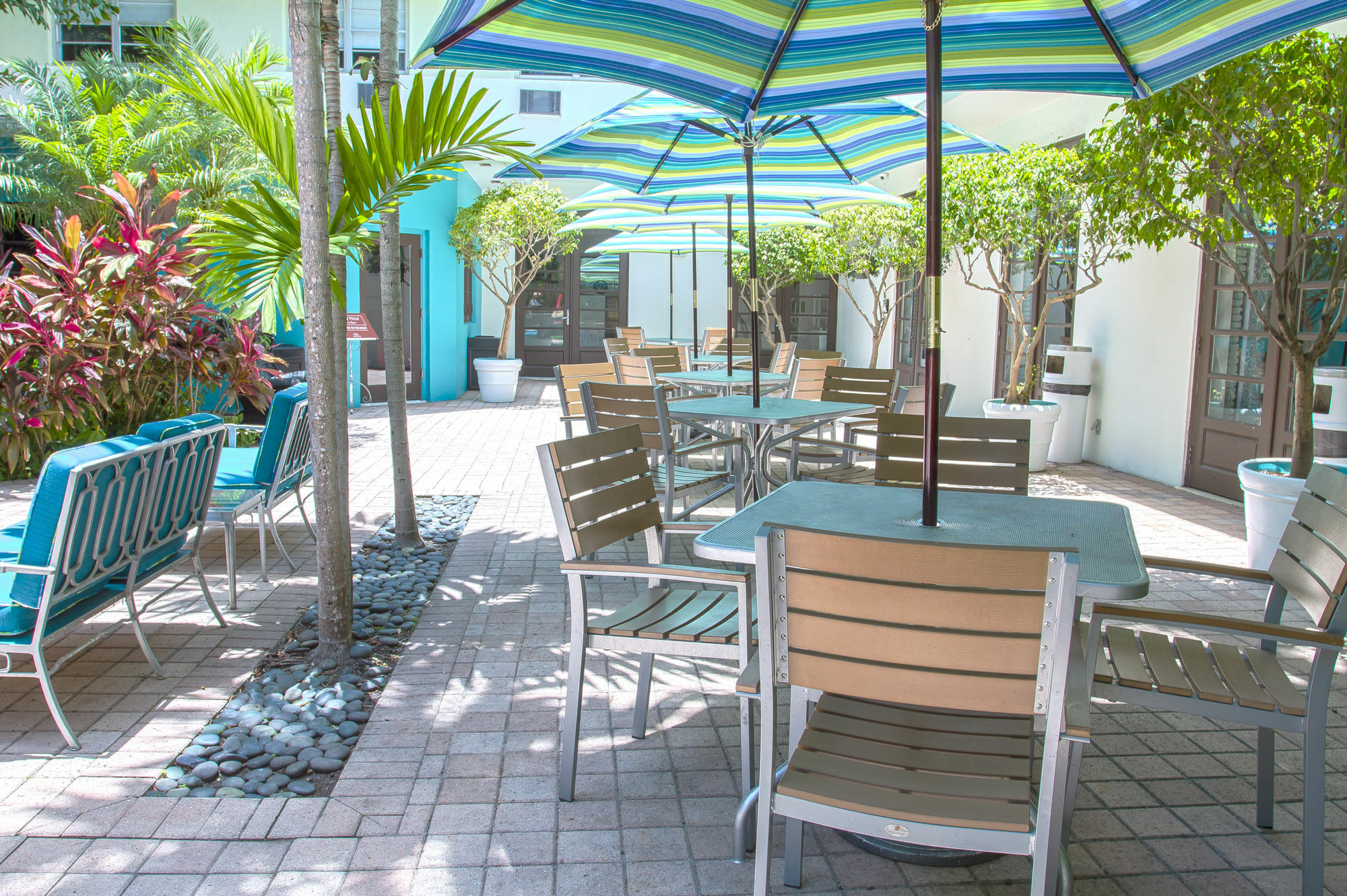 Dorchester Hotel&Suites Miami Beach Exterior foto